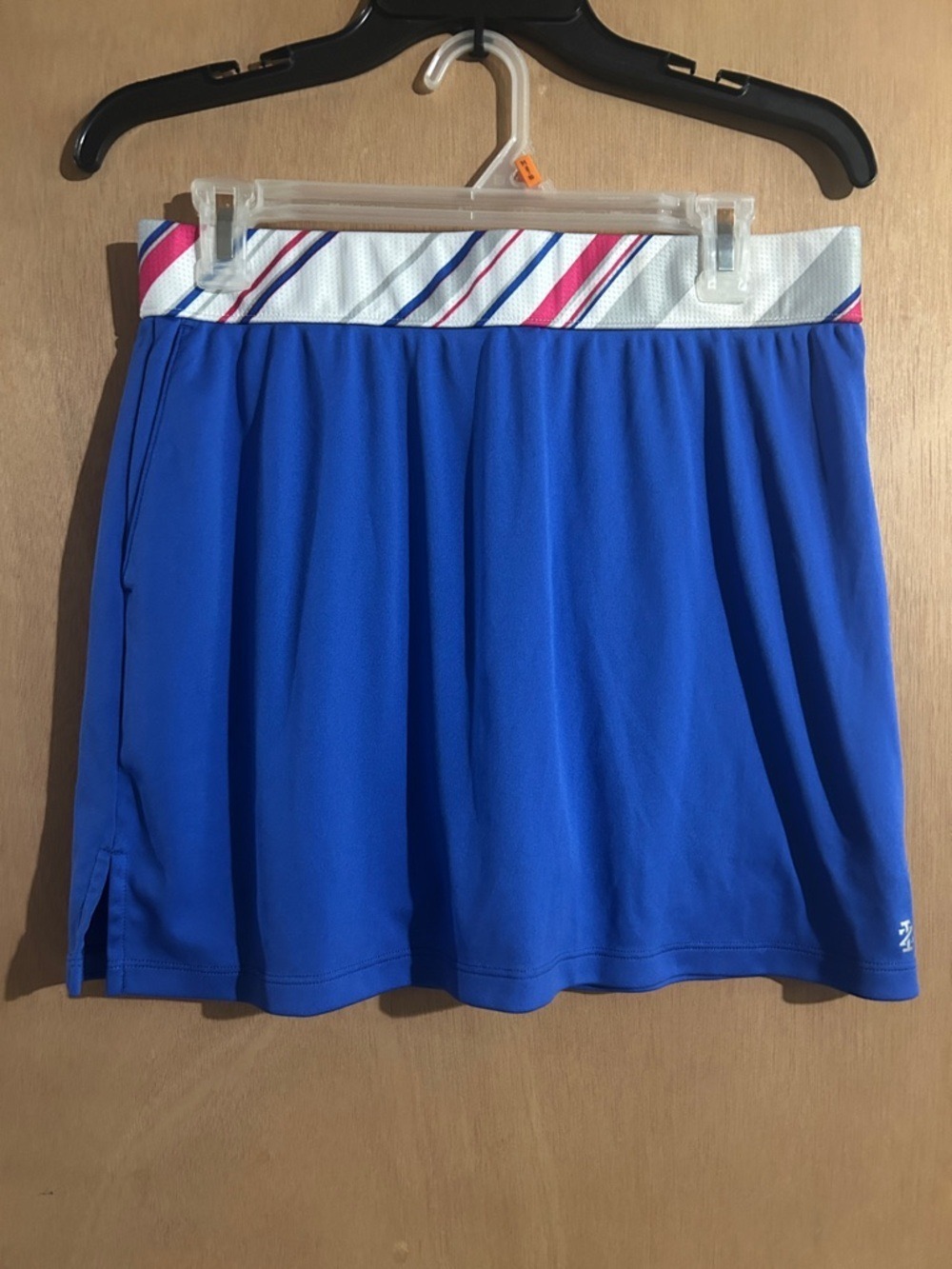 Izod Women’s Blue Golf Skort with Striped Waistband
